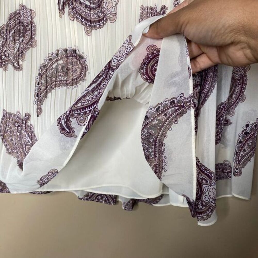 NW $99 CHICO'S Women's Pleated Paisley Popover Long Sheer Sleeve Blouse Sz1 8/10 - Picture 4 of 9